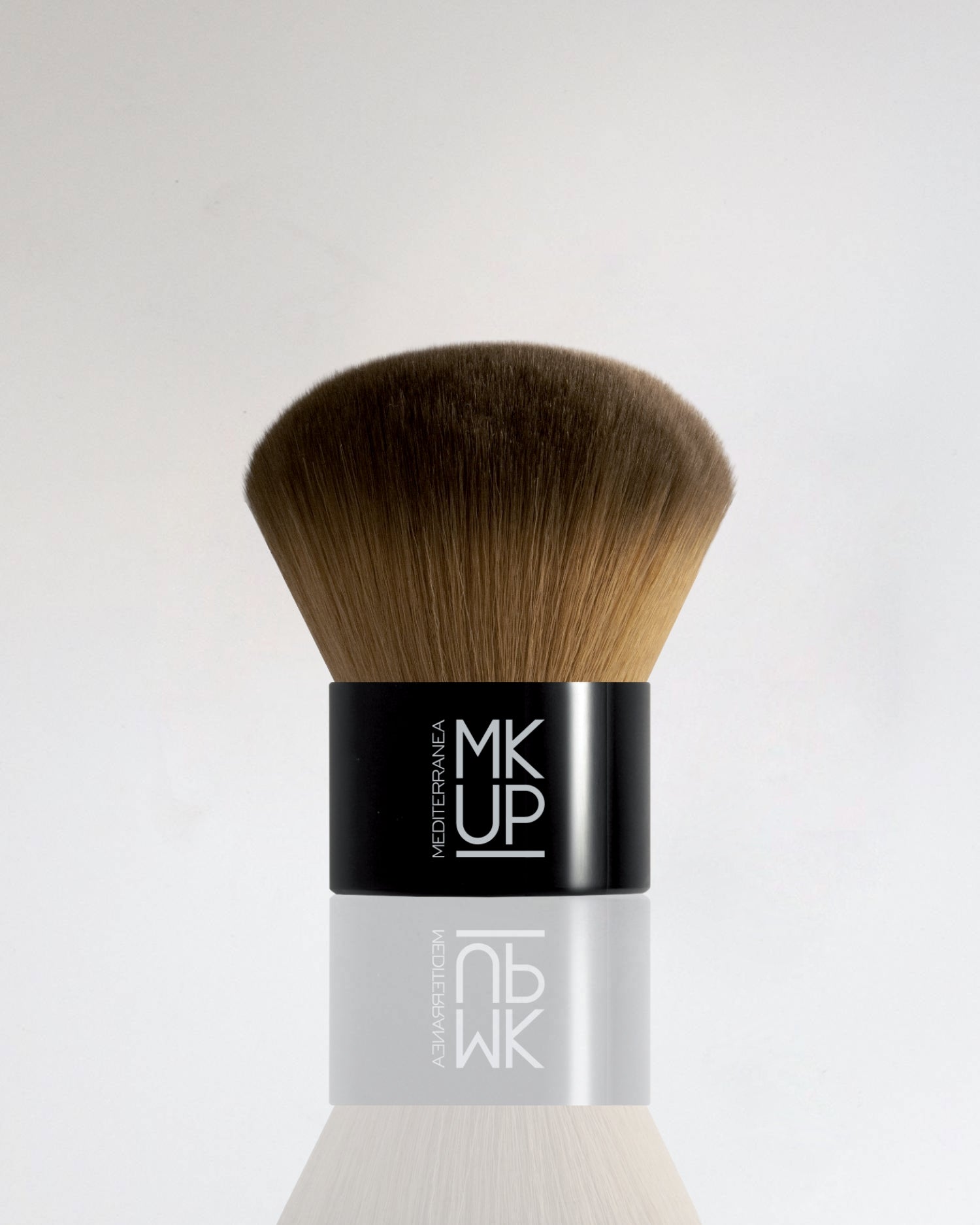 MAXI KABUKI BRUSH